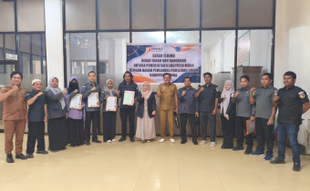 Serah terima Dokumen Hibah Tanah dan Bangunan Gedung Kantor Dinas Peternakan Lama